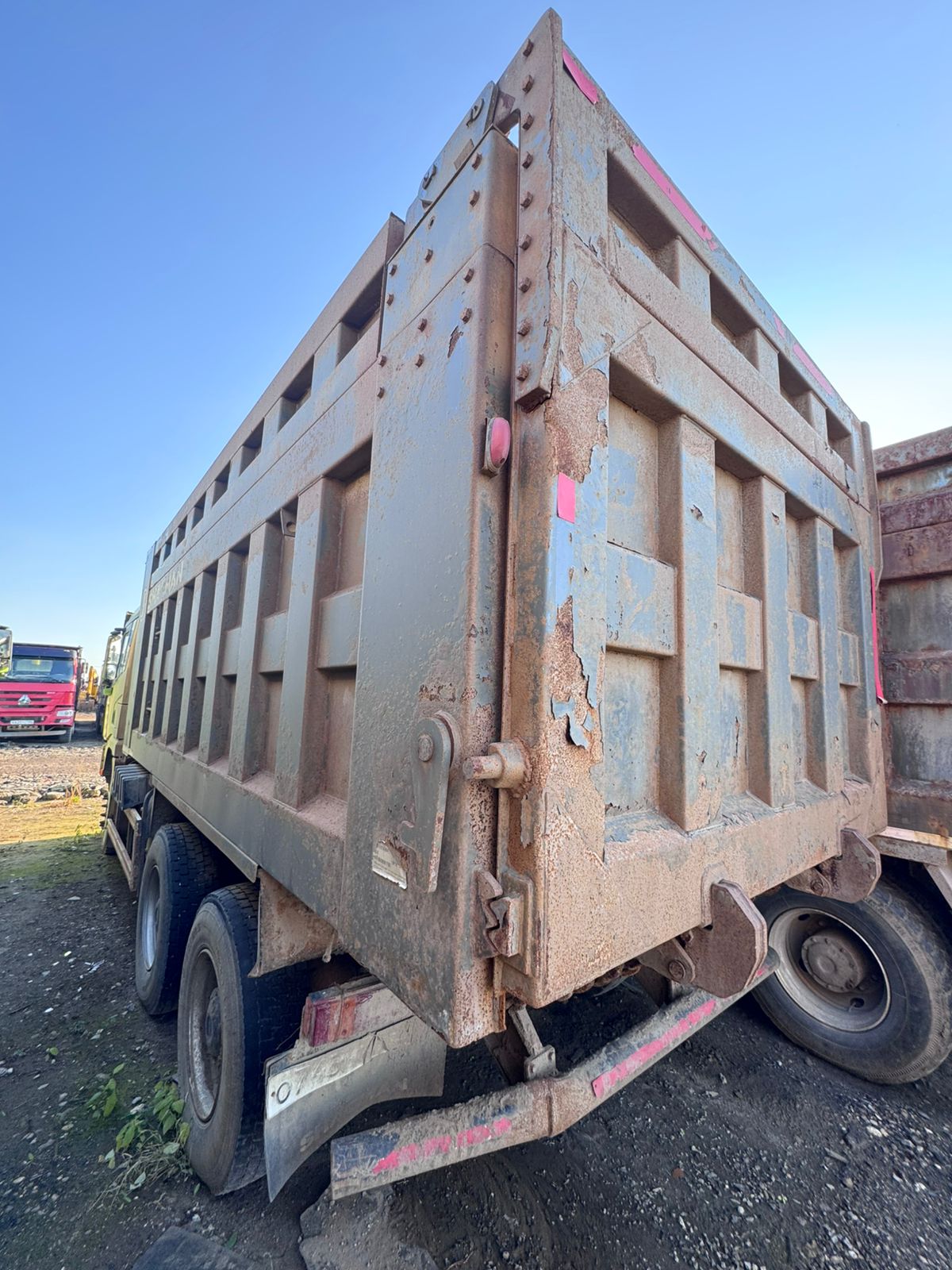 Shacman (Shaanxi) SX* 6x4 Седельный тягач 2022 г. - фото 5